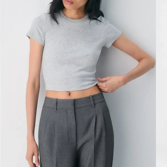 TNA Gray Ribbed Homestrech Tee - Picture 4 of 4